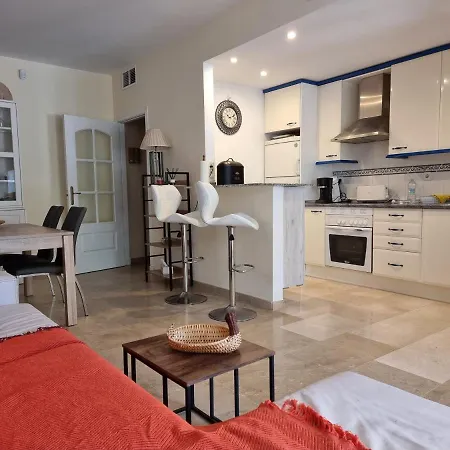 Apartment Marina De La Duquesa Beachfront